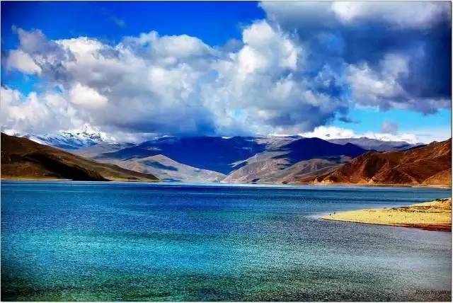 西藏,邂逅自然的温柔画卷